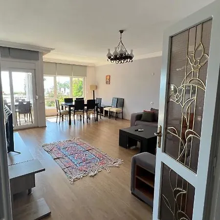 Apartament Luxury With A Sea And Castle View At Centre