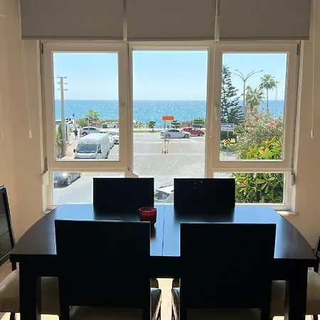 Apartament Luxury With A Sea And Castle View At Centre